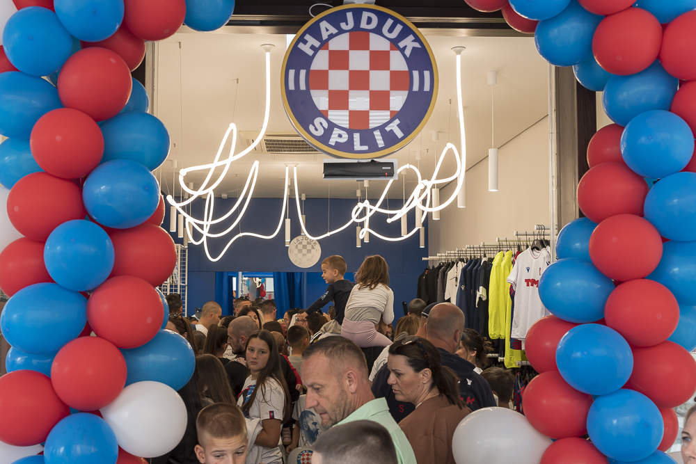 Otvaranje novog Hajdukovog Fan Shopa • HNK Hajduk Split