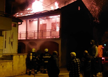 Foto: Vatrogasci - Oni su naši heroji
