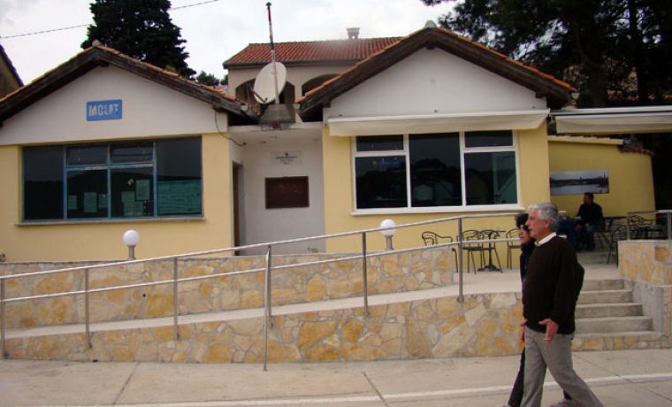 057_molat_12_1241008129.JPG