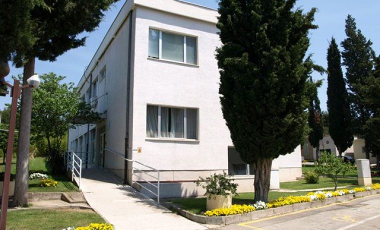 169_Bolnica_Biograd_1263464969.jpg 169_Bolnica_Biograd_1263464969.jpg