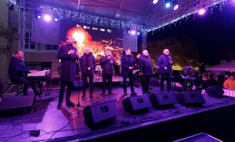 37 Tomislav Bralić _ Klapa Intrade Advent u Zadru 25.11.2023, Foto Bojan Bogdanić.jpg