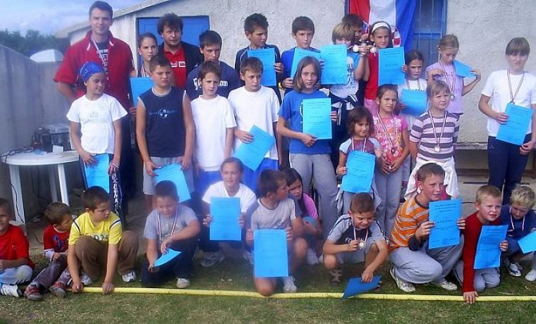 44_1286180040.jpg