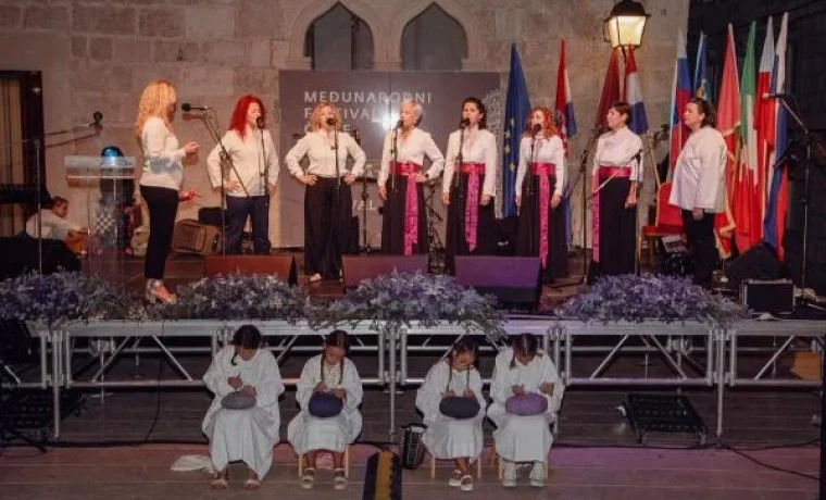 Foto: Elvis Šmit i Katica Mustapić