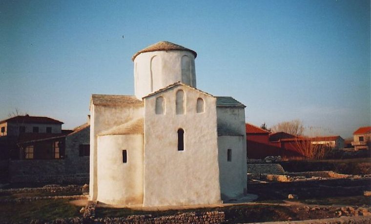 800px_Sveti_Kriz_Nin_1308553226.jpg 800px_Sveti_Kriz_Nin_1308553226.jpg