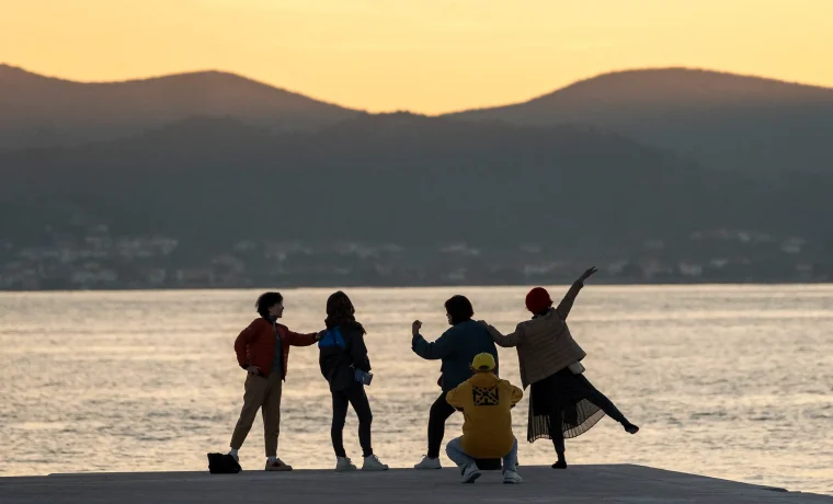 turisti poluotok zalazak riva mul Foto: Tomi Burčul