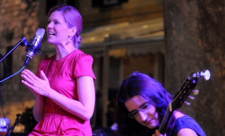 Dina_e_Mel_1441790959.jpg Foto: P.R. photo