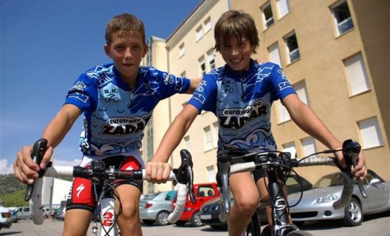 Dominik_Petani_I_Marin_Jakov_ev_1251912449.jpg Dominik_Petani_I_Marin_Jakov_ev_1251912449.jpg
