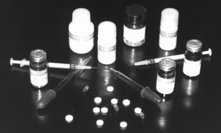 Drugs_1225974411.gif