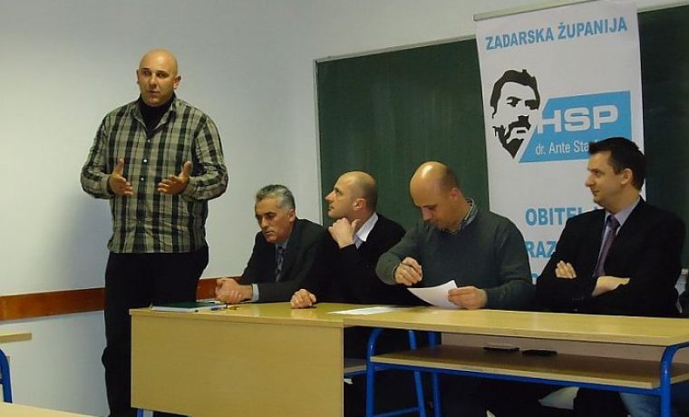 Elvis_Gospi__govor_1363332819.jpg Elvis_Gospi__govor_1363332819.jpg