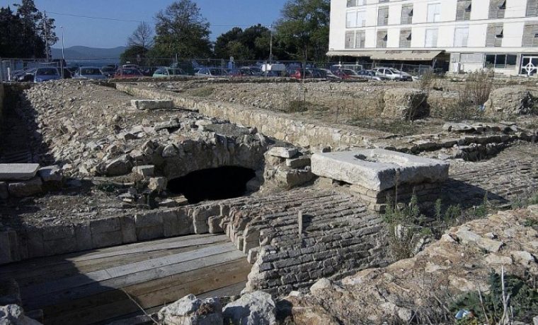 FORUM1_1260188865.JPG