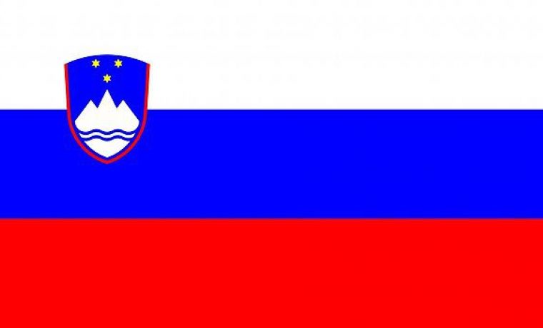 Flag_of_Slovenia_svg_1683213269.jpg Foto: Wikipedia