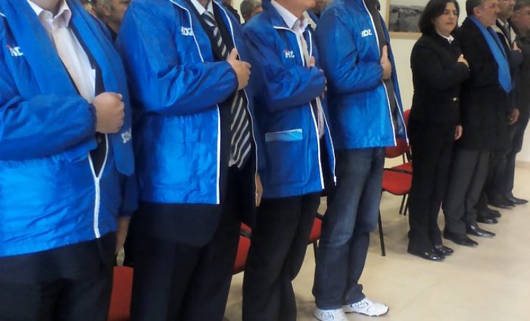 IMG016_1322214964.jpg