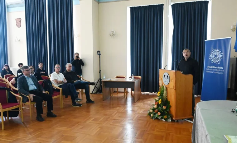 KRALJEVI DRUGI DAN (9) KRALJEVI DRUGI DAN (9)