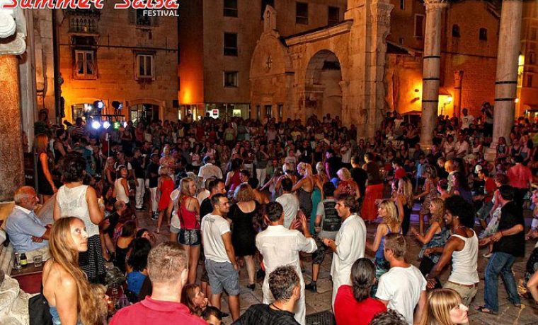 Foto: Plesna revolucija