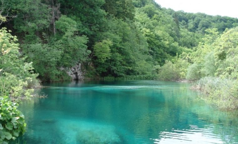 Plitvice_lakes1_1228981417.jpg Foto: CROATIA
