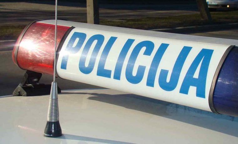 Policija_patrola1_1289896113.jpg