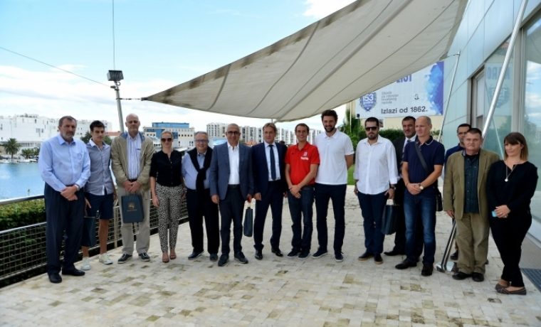 Primanje 3.jpg Foto: S-event/ZDBT