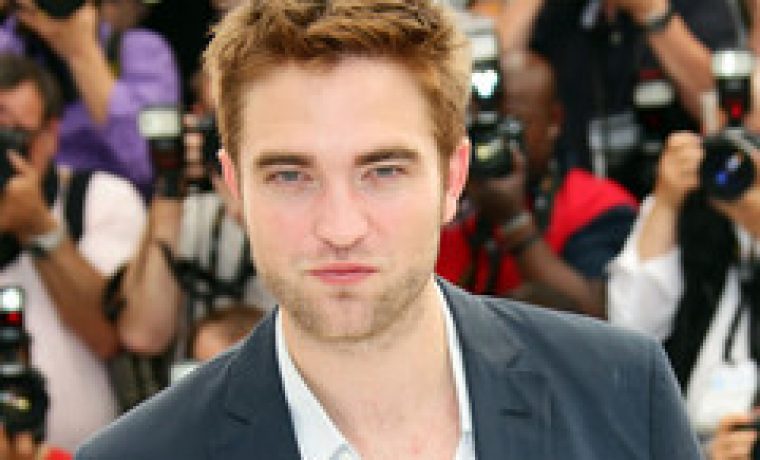 ROBERT_PATTINSON_1339345095.jpg