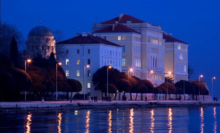 Riva_by_night_1197893139_1204202737.jpg Foto: TZ Zadar