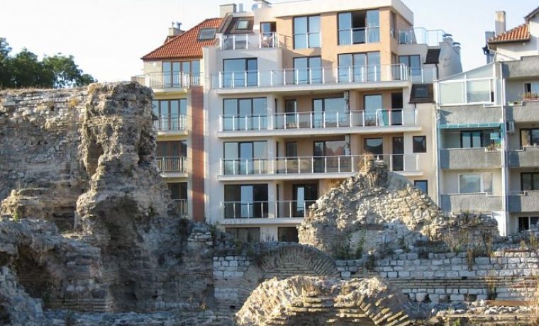 Roman_Thermae_Varna_1344492853.jpg Roman_Thermae_Varna_1344492853.jpg