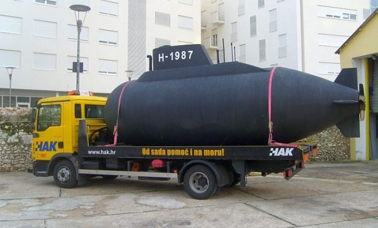 S70032860podmornica_1292224509.JPG S70032860podmornica_1292224509.JPG