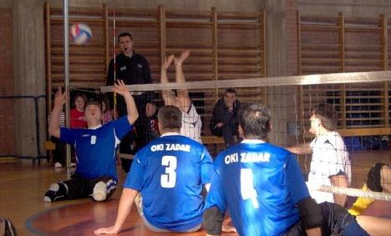 SIJEDECA_ODBOJKA_010208_thumb_1257322288.jpg Foto: Cropix