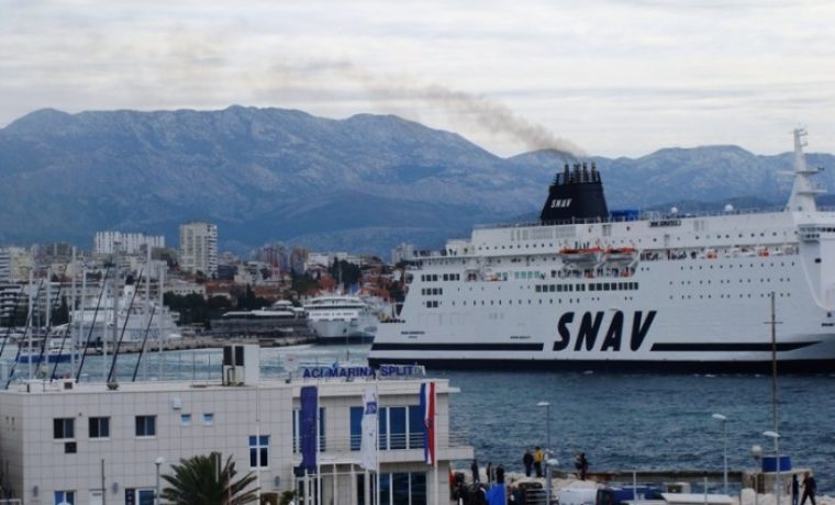 SPLIT__ACI_1381470781.JPG SPLIT__ACI_1381470781.JPG