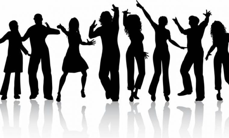 Silhouette_20Dancing_20People_1219237524.jpg