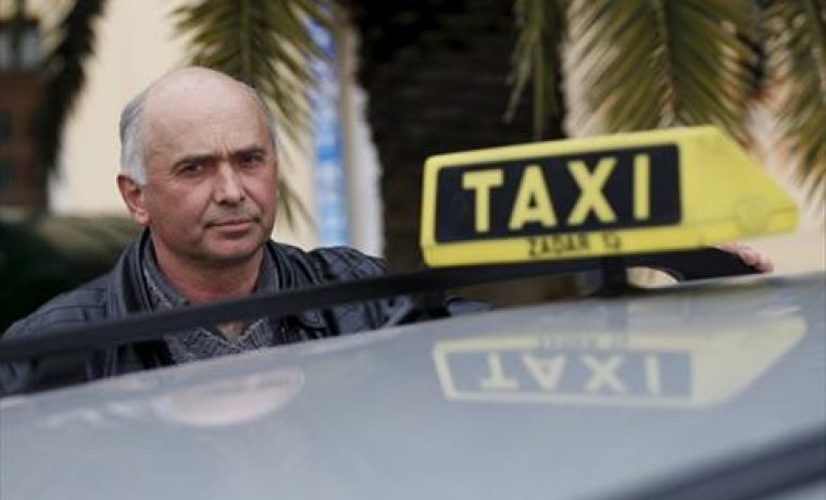 TAXI_SIMUNOV1_010210_1_thumb_1265282356.jpg