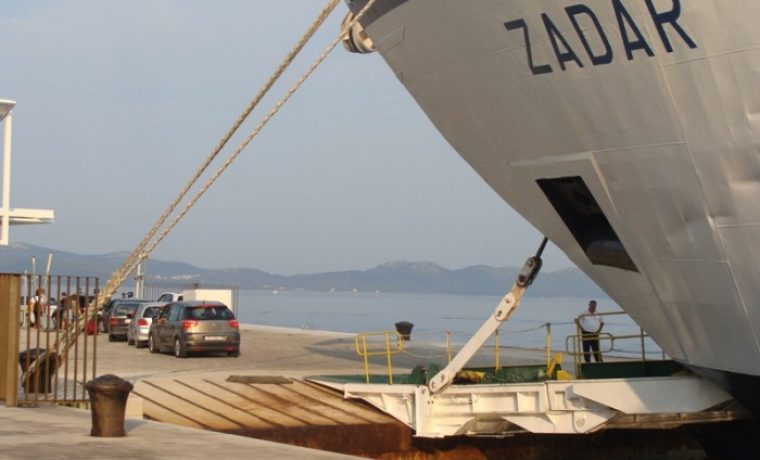 TRAJKET__ANCONA_1374214754.JPG Foto: 057info