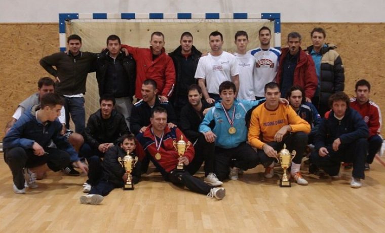 Tri_prvoplasirane_ekipe_1262007579.JPG