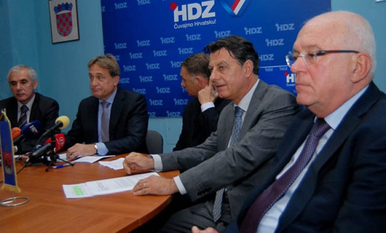 VID_0822_1352720359.jpg Foto: 057 info
