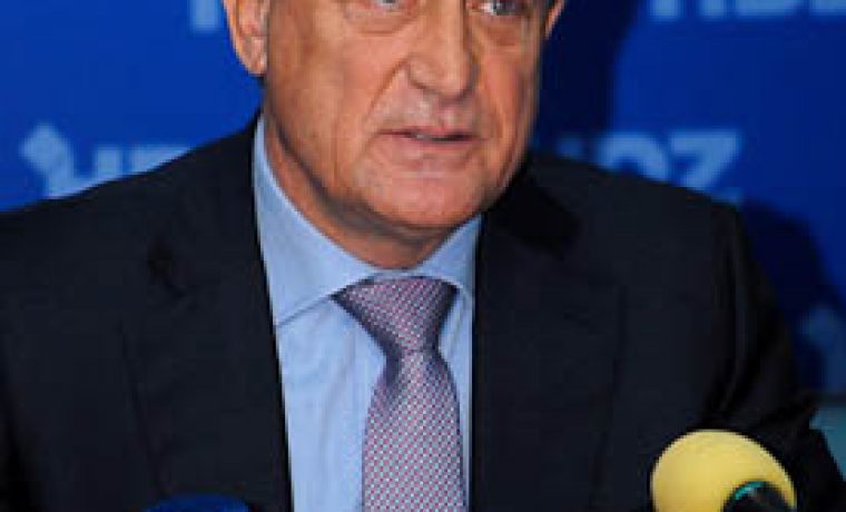 VID_0833_1352720432.jpg Foto: 057 info