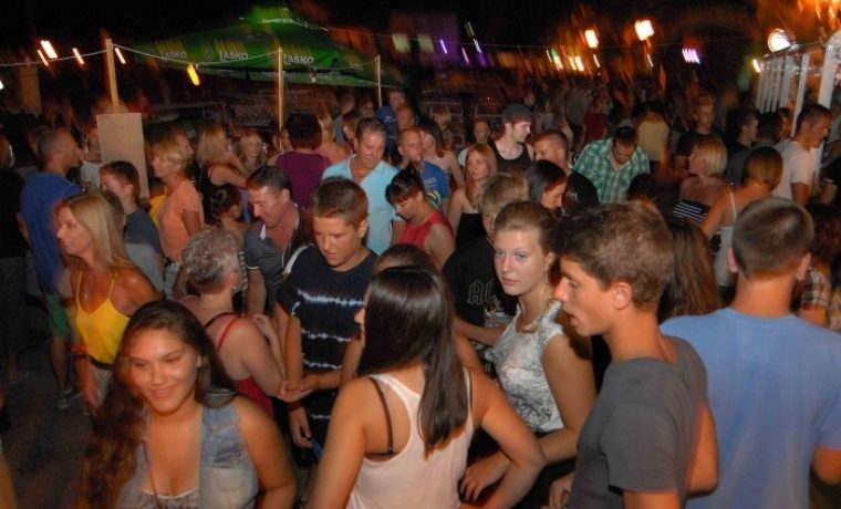 VID_2206.JPG Foto: 057 info