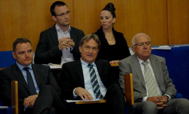 VID_2235_1432800802.JPG Foto: 057 info