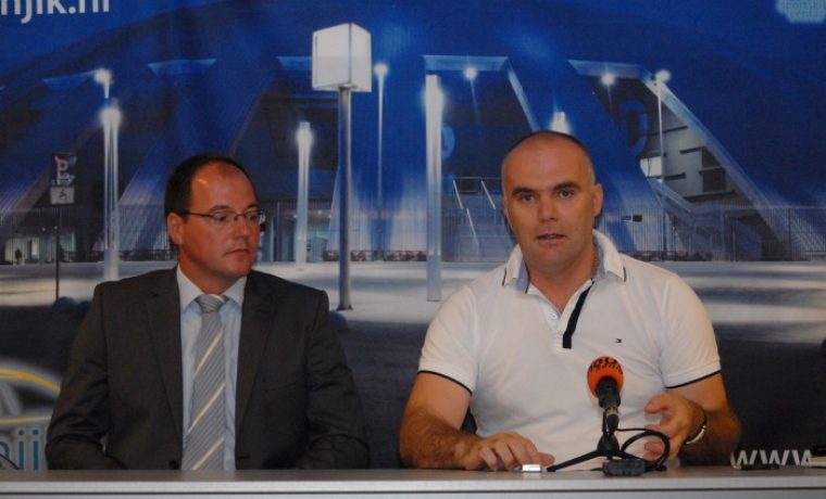 VID_3273_1441017188.JPG Foto: 057 info