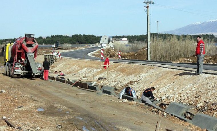 ZAOBILAZNICA_1_1268918538.jpg