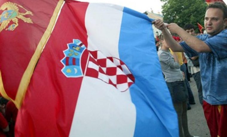 Zastave_1315122333.jpg Foto: Tportal