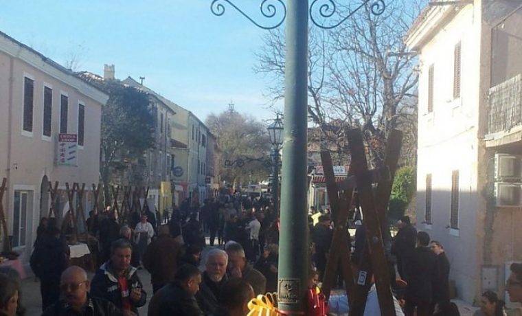 advent__benkovac_1481812782.jpg Foto: oš