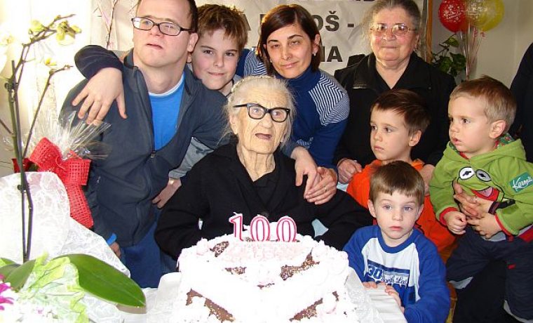 baka__sto_godina_1298274264.JPG baka__sto_godina_1298274264.JPG