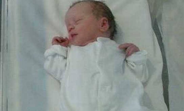 bebe_1188200844.jpg