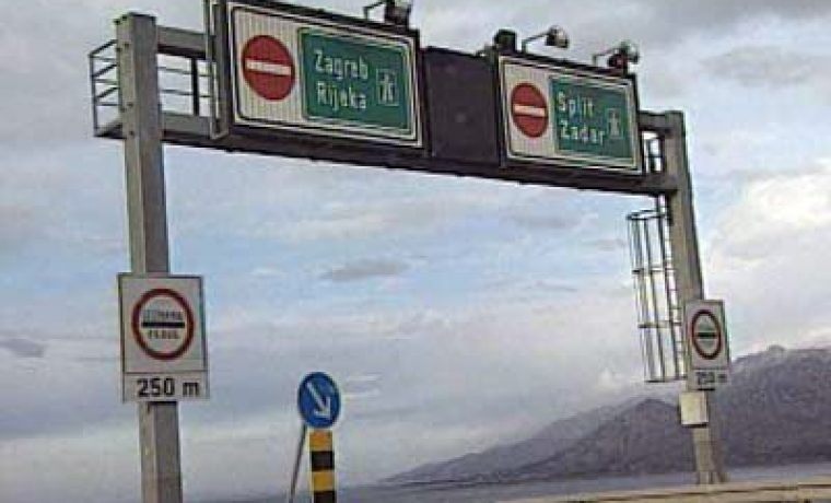bura__auto_cesta_1325845631.jpg bura__auto_cesta_1325845631.jpg