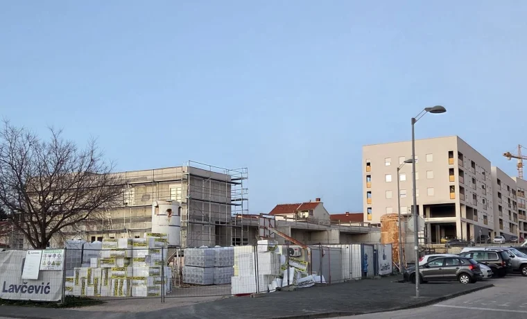 crvene kuće, lavčević 1