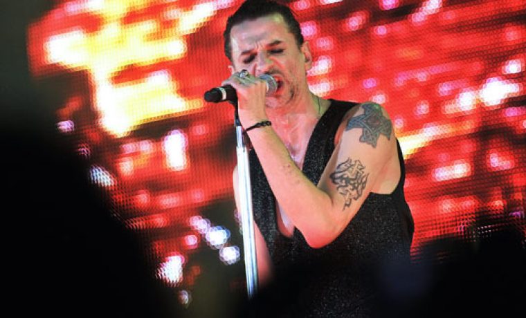 depeche_mode4_248719S1_1266216434.jpg