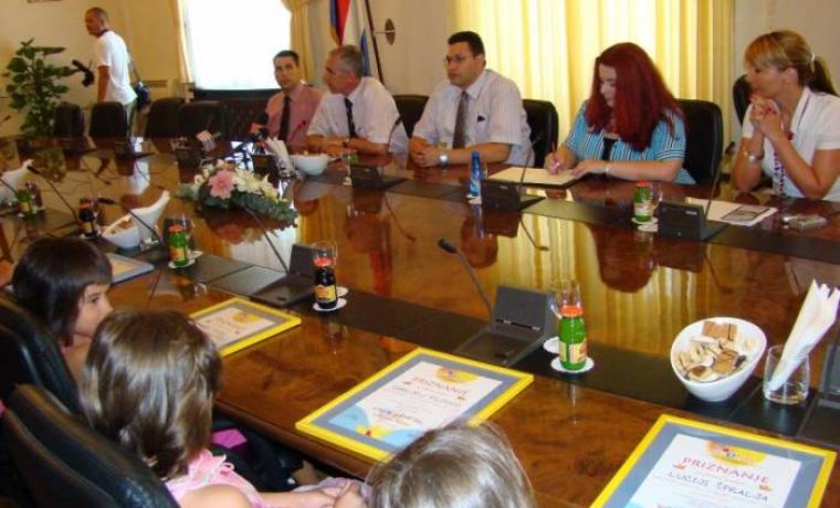 djeca_000_1215513334.jpg Foto: www.057info.hr (bt)