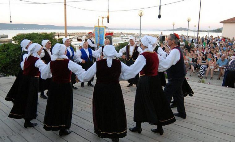 dobropoljana__folklor_1467646619.jpg dobropoljana__folklor_1467646619.jpg