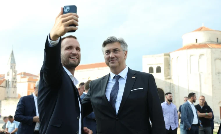erlić, plenković, selfie