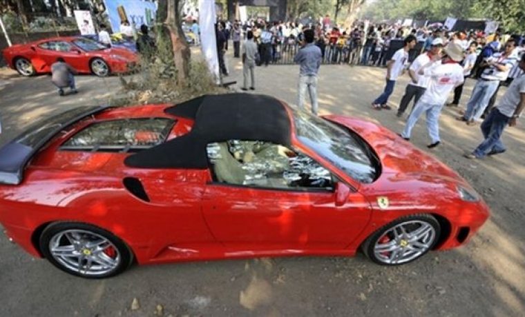 ferrari_afp625_1283762158.jpg