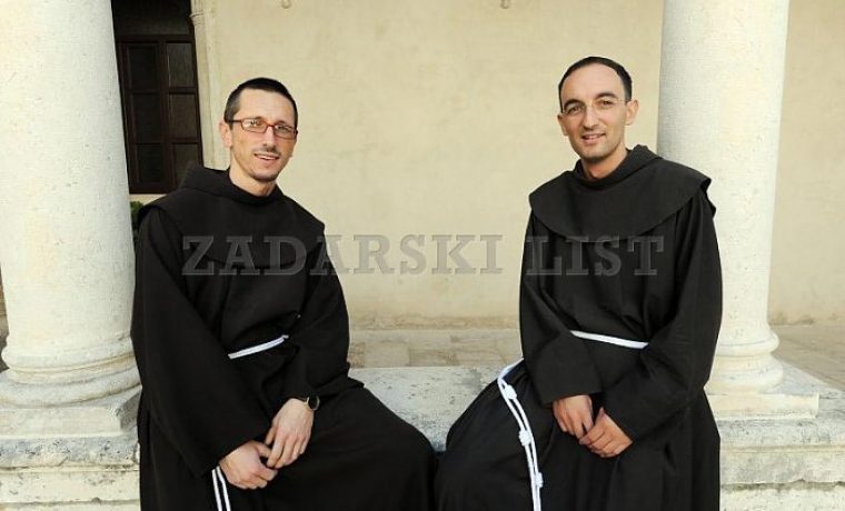 fra_devcic_fraskibola_280910_1285782415.jpg