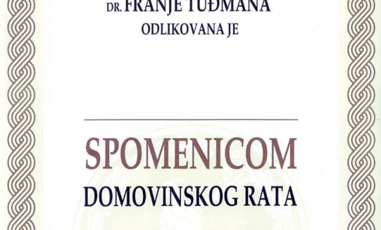 gL10_1289209843.jpg